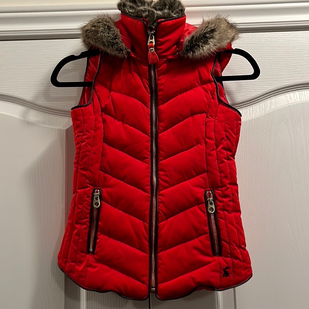 💕🎉 HOST PIC 💕🎉 NWOT Joules vest